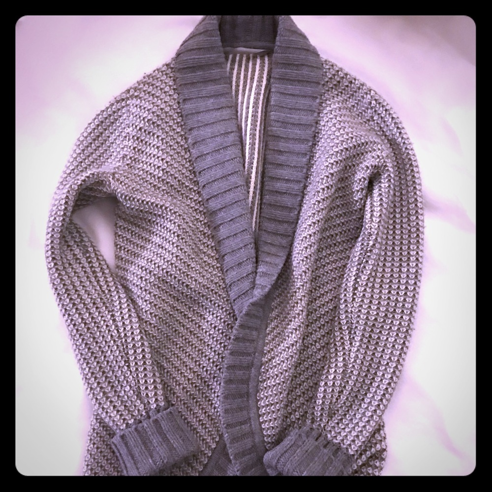 Athleta gray and cream knit open front cardigan